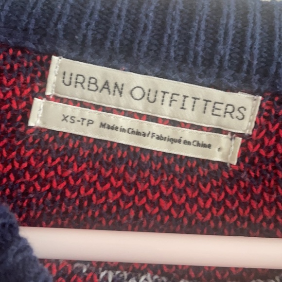 Urban Outfitters Sweater - Picture 2 of 3